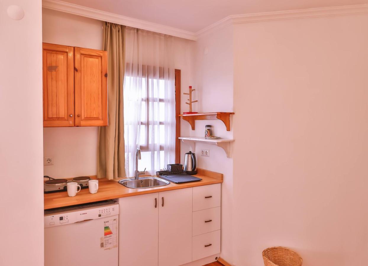 Апарт отель Kas Yoga House Экстерьер фото